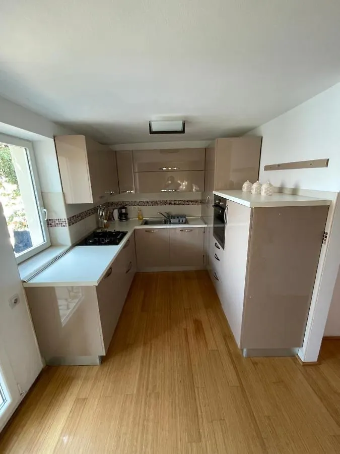 Apartment Victoria Stara Baška